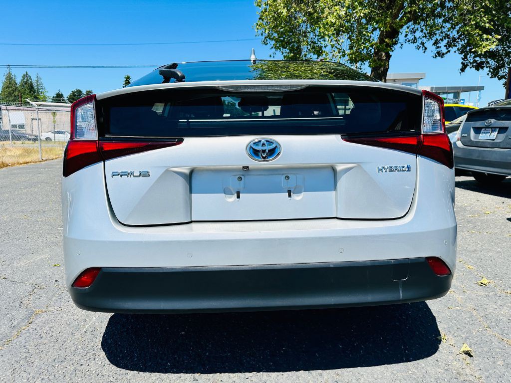 2020 Toyota Prius Image 6