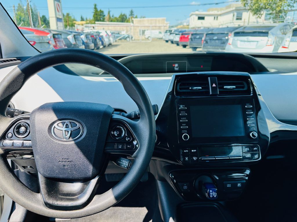 2020 Toyota Prius Image 11