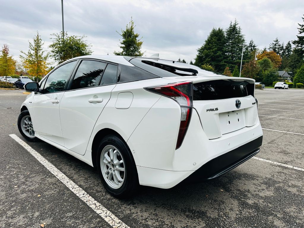 2018 Toyota Prius Image 5