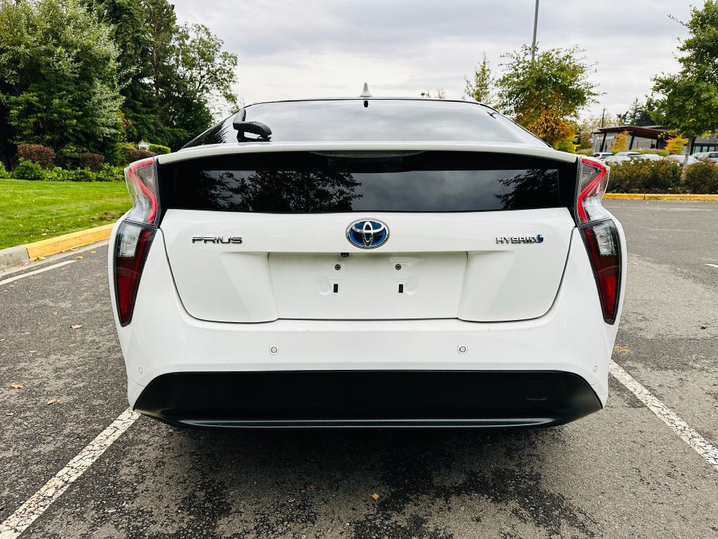 2018 Toyota Prius Image 6