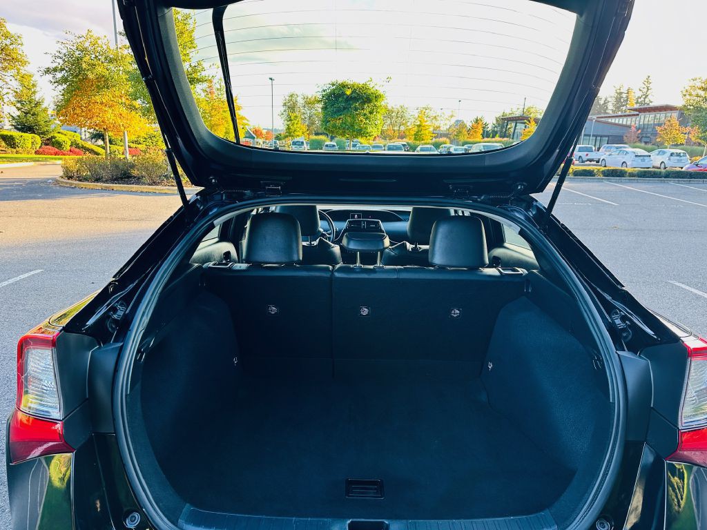 2020 Toyota Prius Image 8