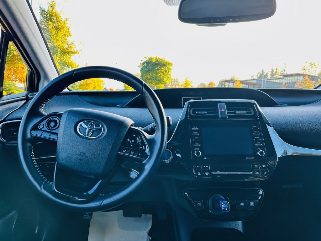 2020 Toyota Prius Image 10