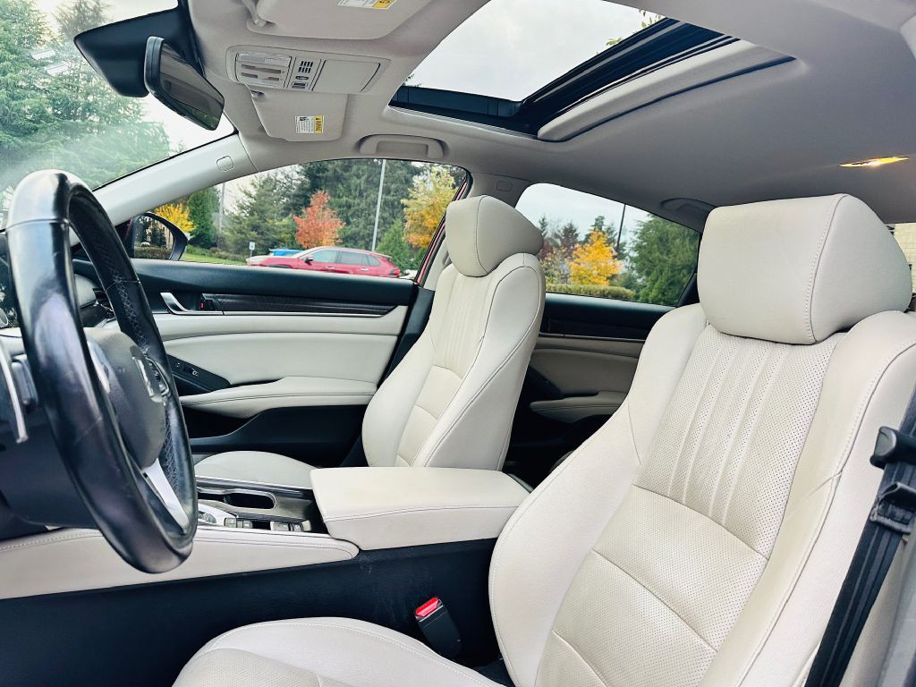 2019 Honda Accord Image 12
