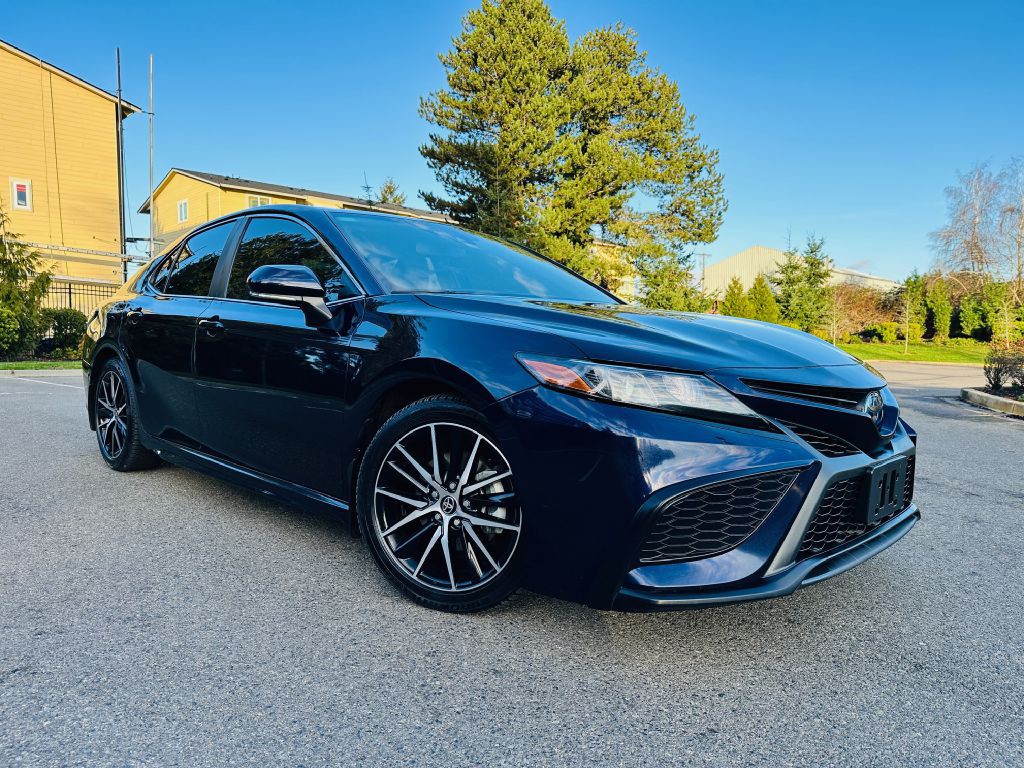 2022 Toyota Camry Image 1