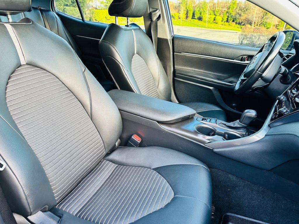 2022 Toyota Camry Image 10