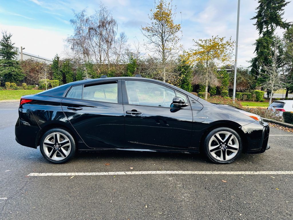 2020 Toyota Prius Image 4
