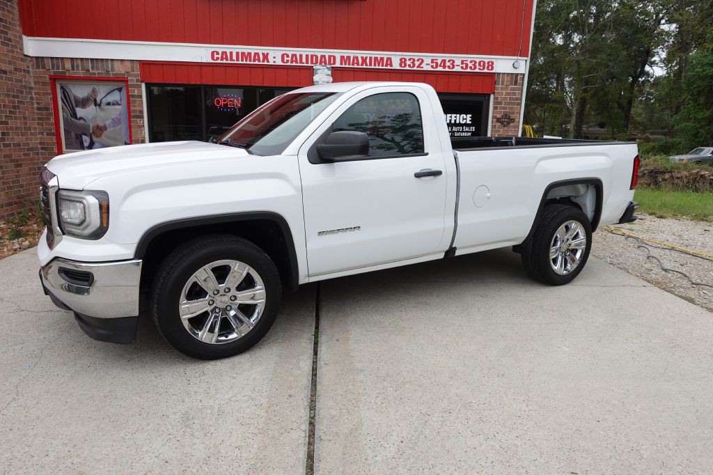 2017 GMC Sierra Image 2