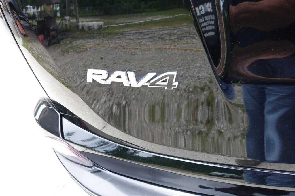 2016 Toyota Rav4 Image 21