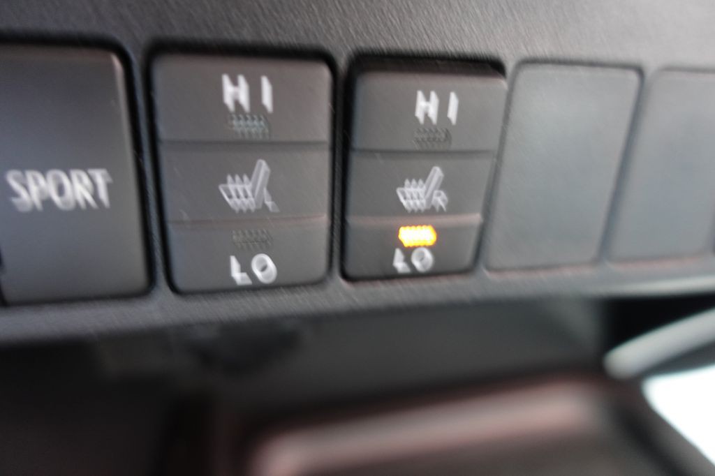 2016 Toyota Rav4 Image 43