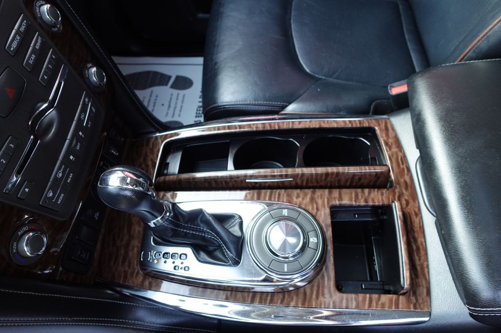 2019 Nissan Armada Image 38
