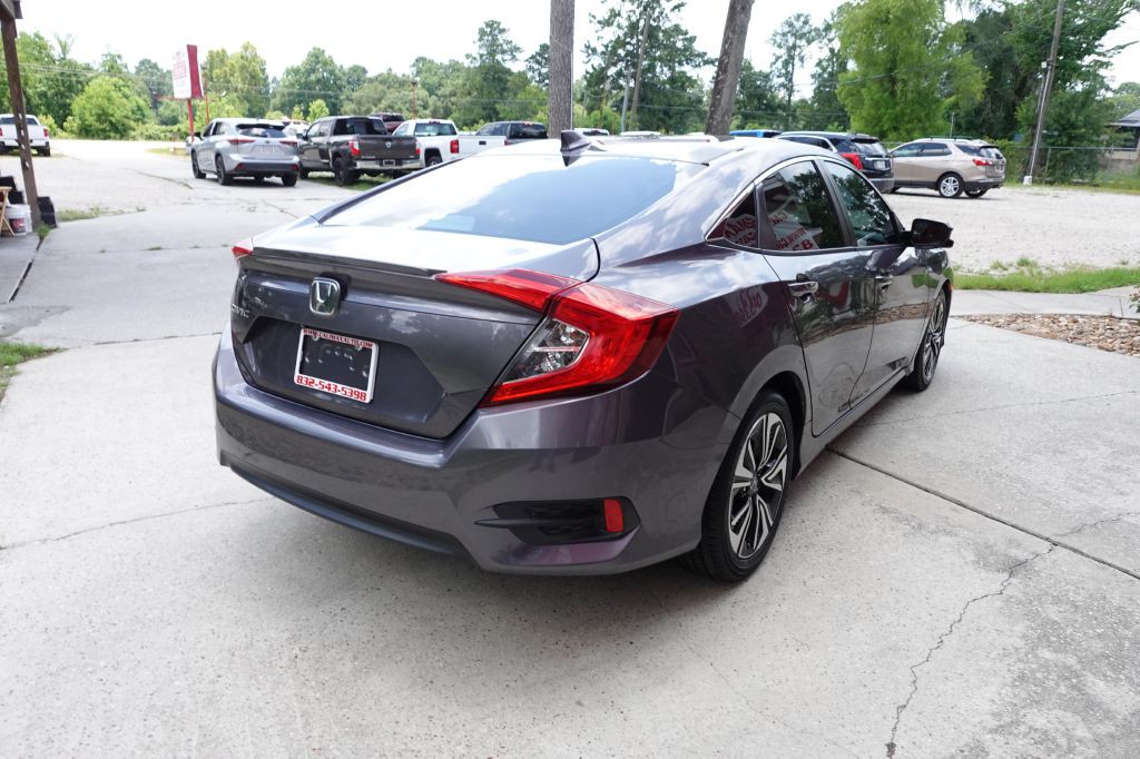 2016 Honda Civic Image 17