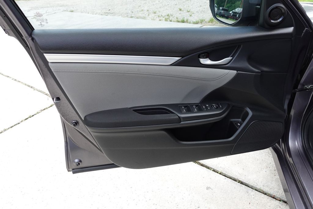 2016 Honda Civic Image 23