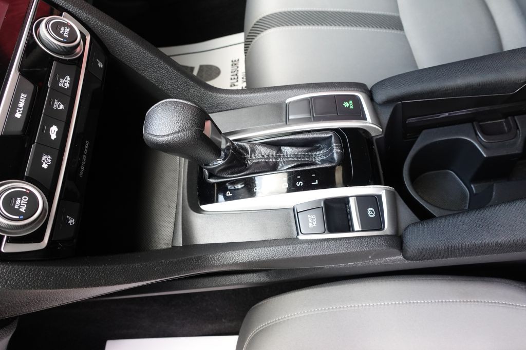 2016 Honda Civic Image 29