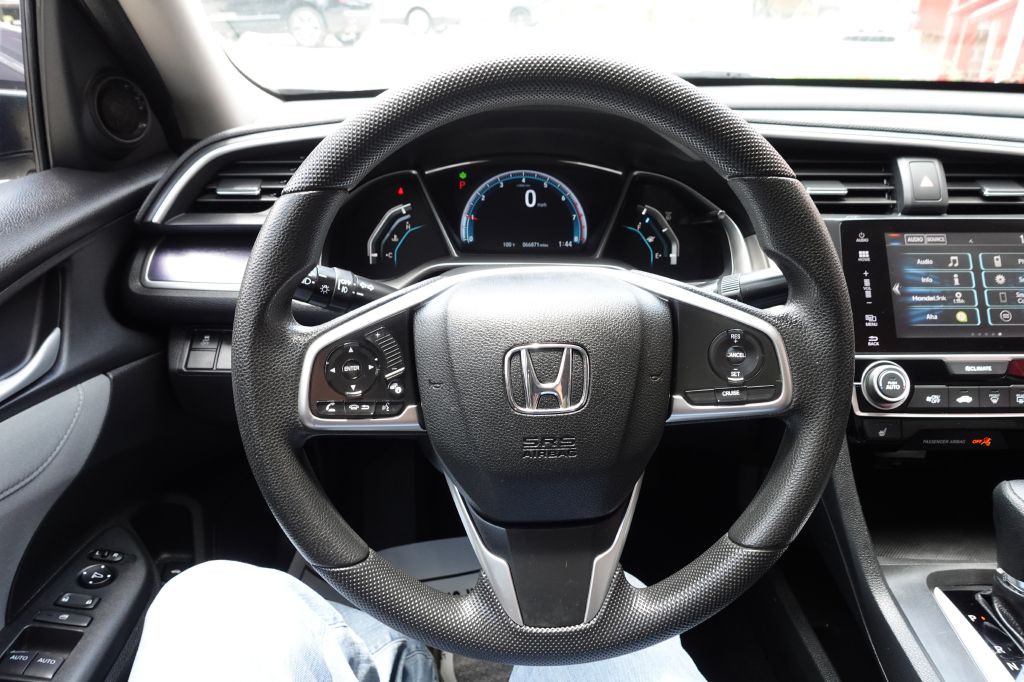 2016 Honda Civic Image 39