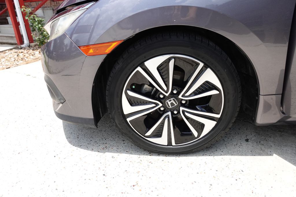 2016 Honda Civic Image 44