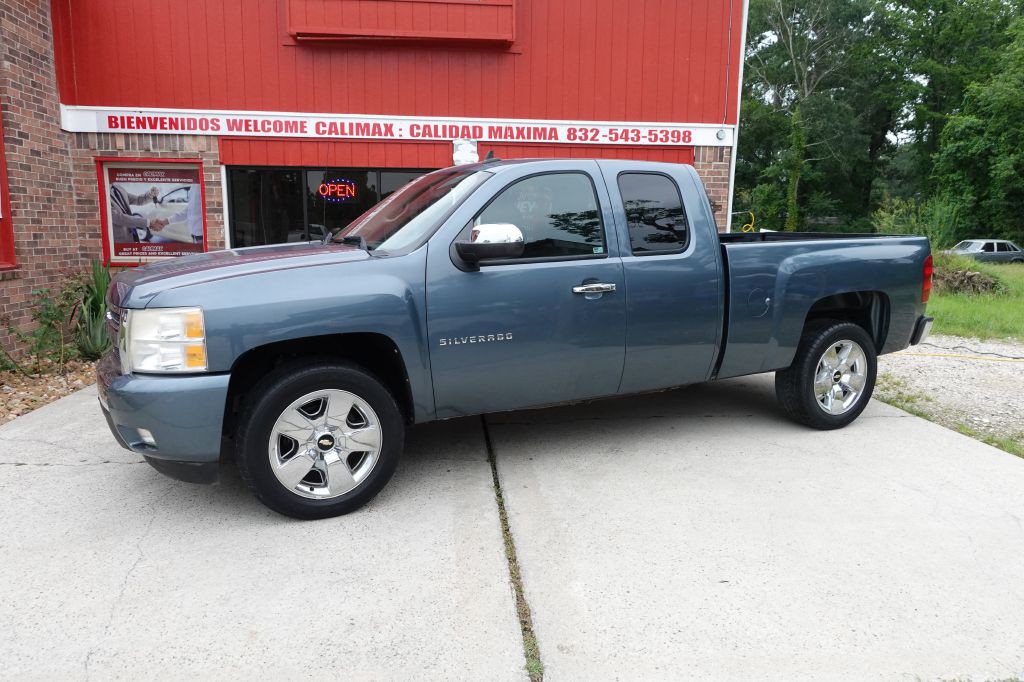 2011 Chevrolet Silverado 1500 Image 3