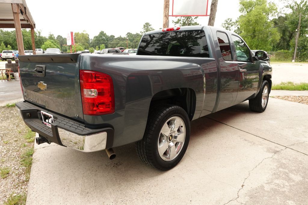 2011 Chevrolet Silverado 1500 Image 15