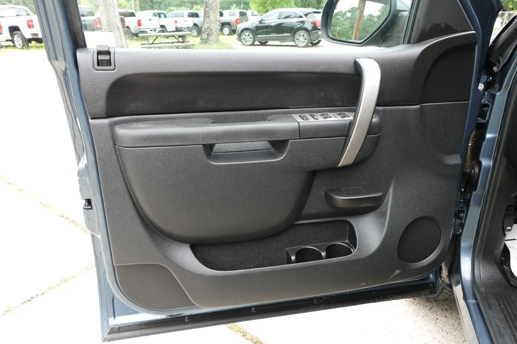 2011 Chevrolet Silverado 1500 Image 27