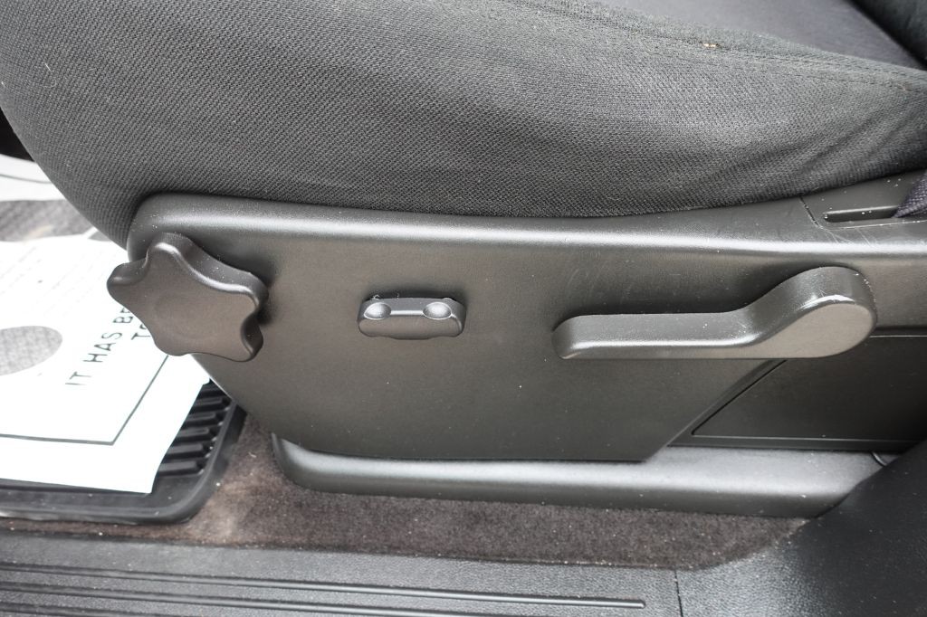 2011 Chevrolet Silverado 1500 Image 31