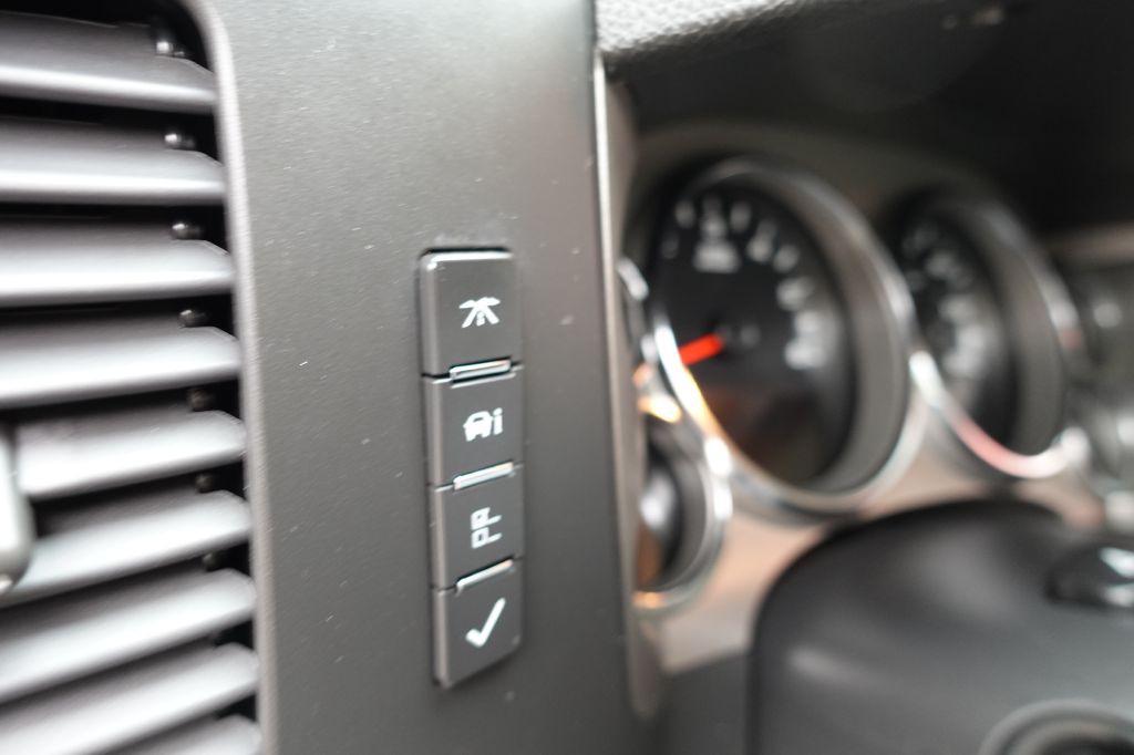 2011 Chevrolet Silverado 1500 Image 33