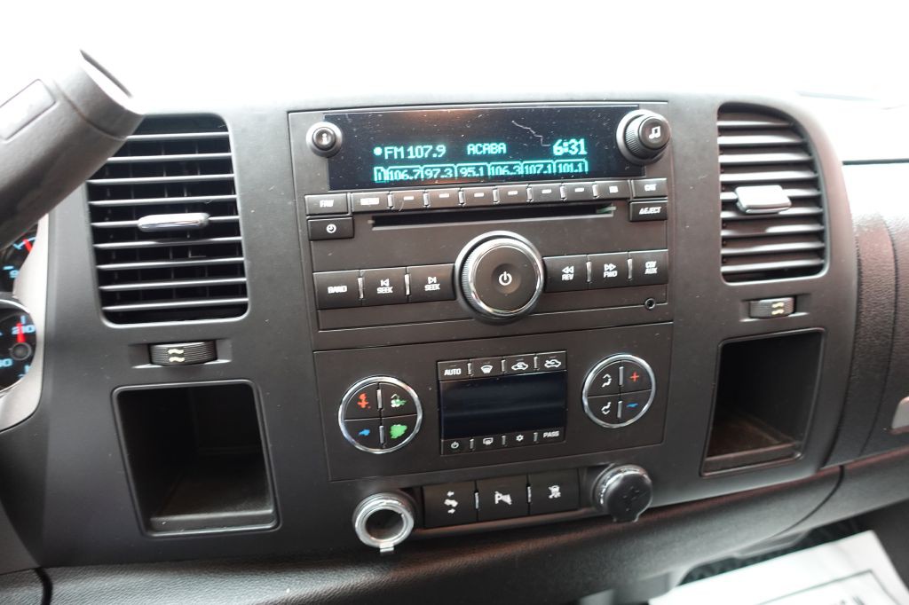 2011 Chevrolet Silverado 1500 Image 35