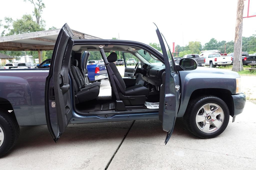 2011 Chevrolet Silverado 1500 Image 51