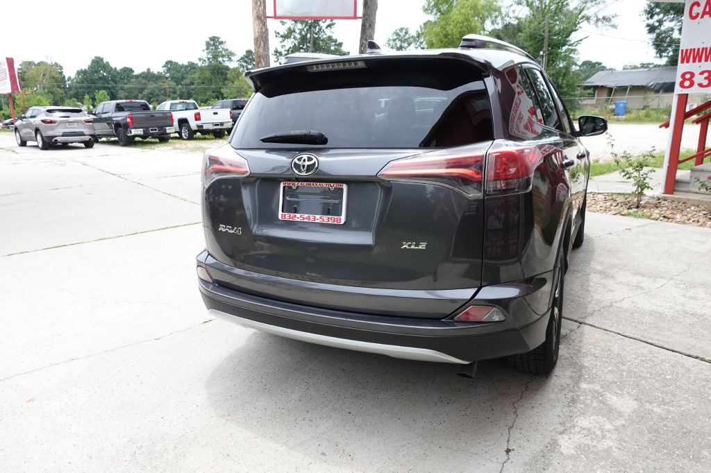 2016 Toyota Rav4 Image 18