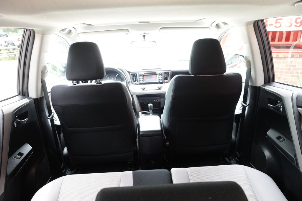 2016 Toyota Rav4 Image 24