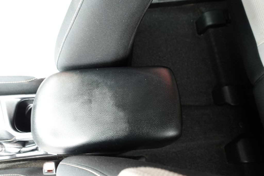 2016 Toyota Rav4 Image 36
