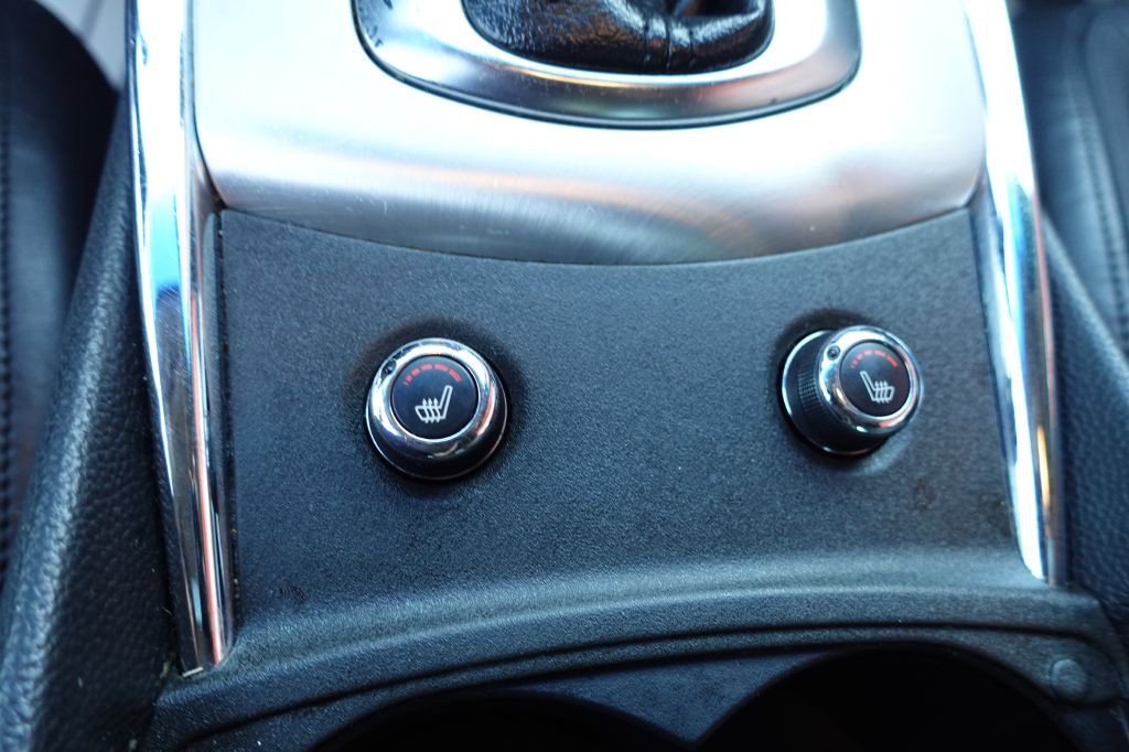 2014 INFINITI Q60 Image 37