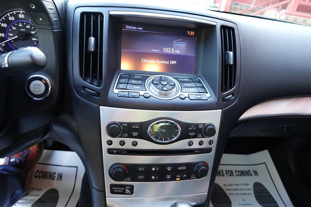 2014 INFINITI Q60 Image 38