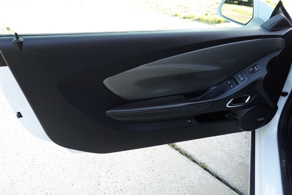 2015 Chevrolet Camaro Image 27