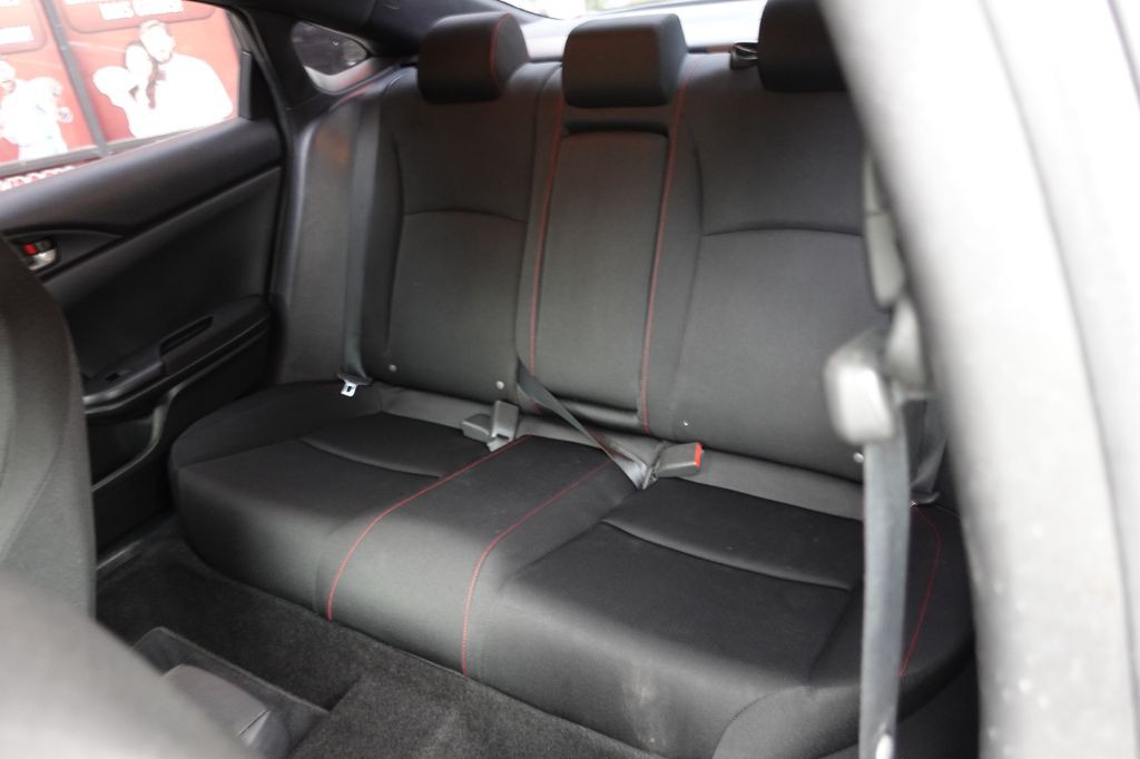 2018 Honda Civic Image 35