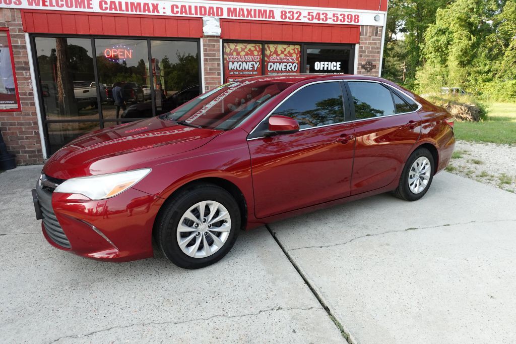 2017 Toyota Camry Image 3