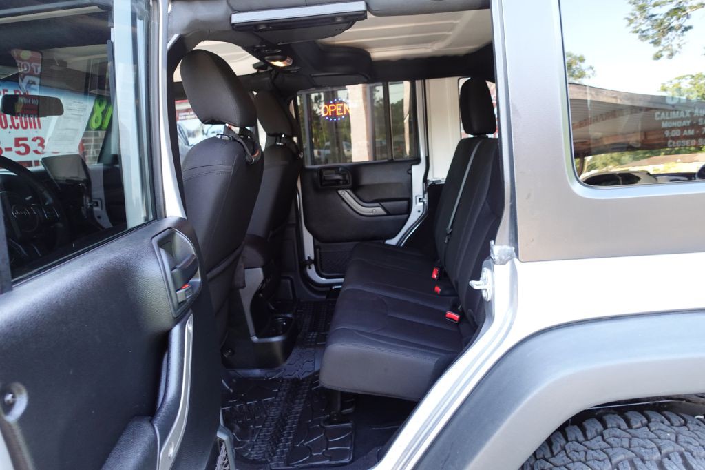 2018 Jeep Wrangler Unlimited Image 34