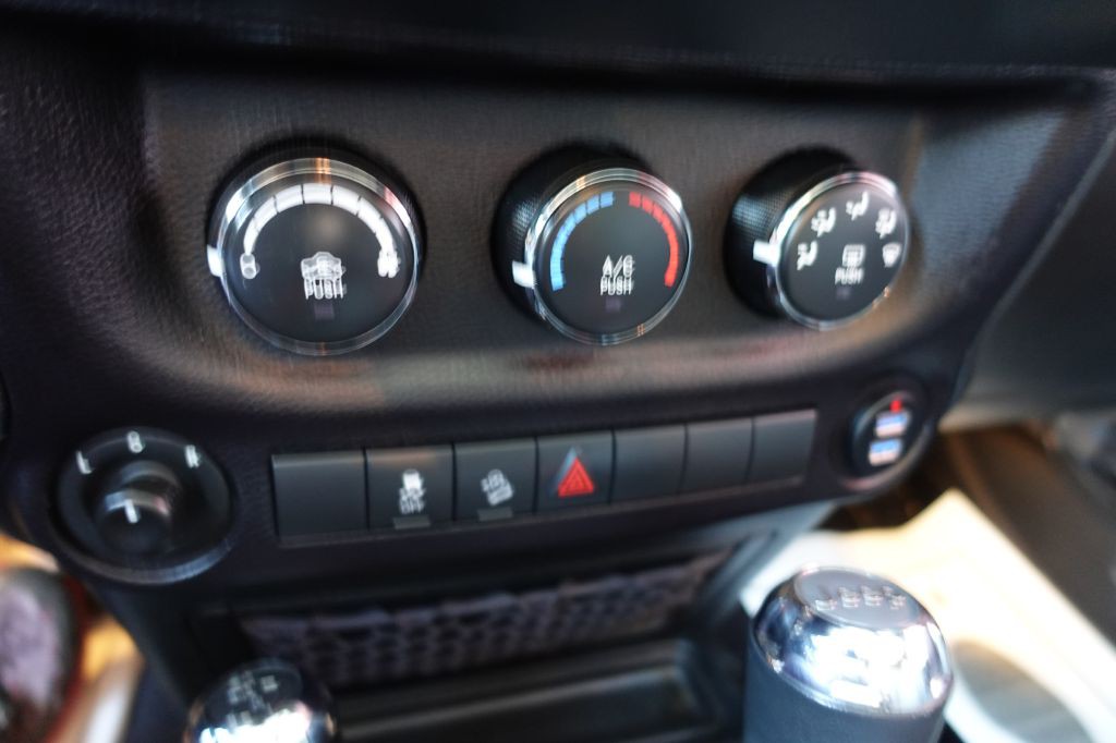 2018 Jeep Wrangler Unlimited Image 42