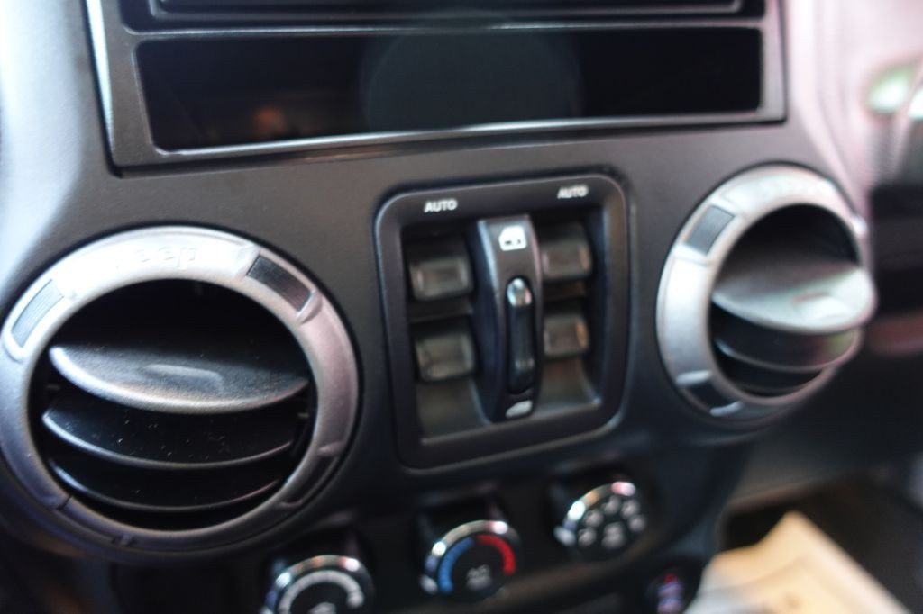 2018 Jeep Wrangler Unlimited Image 43