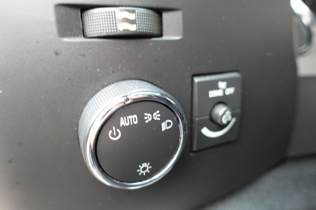 2012 Chevrolet Silverado 1500 Image 35