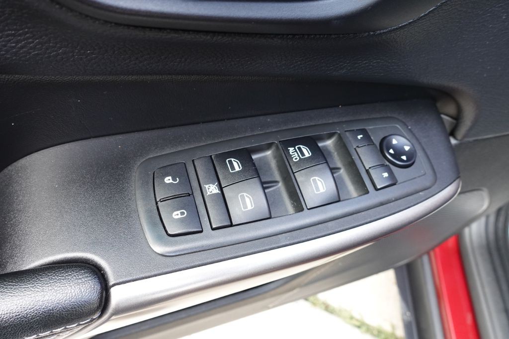 2019 Jeep Cherokee Image 28