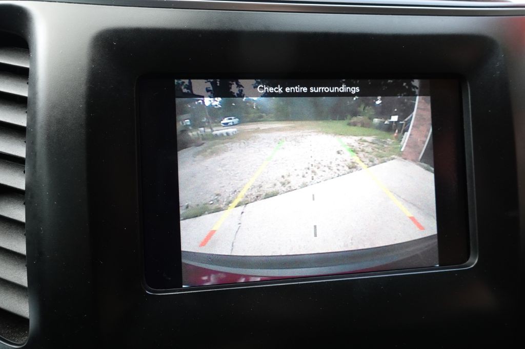 2019 Jeep Cherokee Image 38