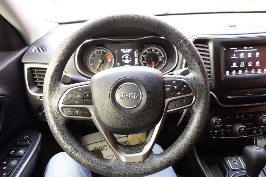 2019 Jeep Cherokee Image 44
