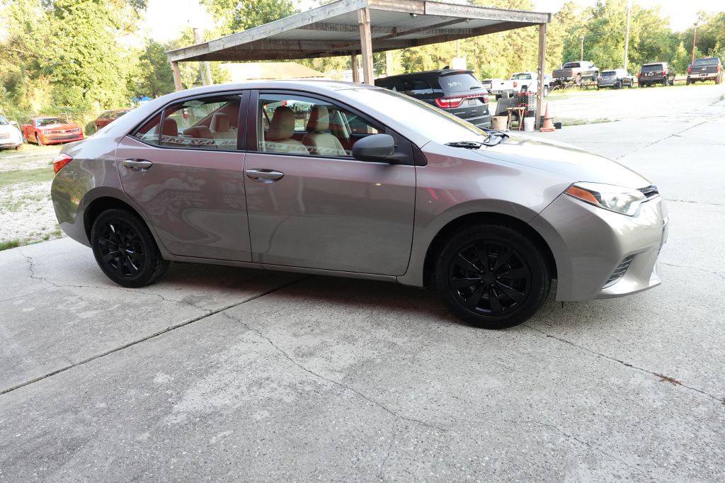 2016 Toyota Corolla Image 13