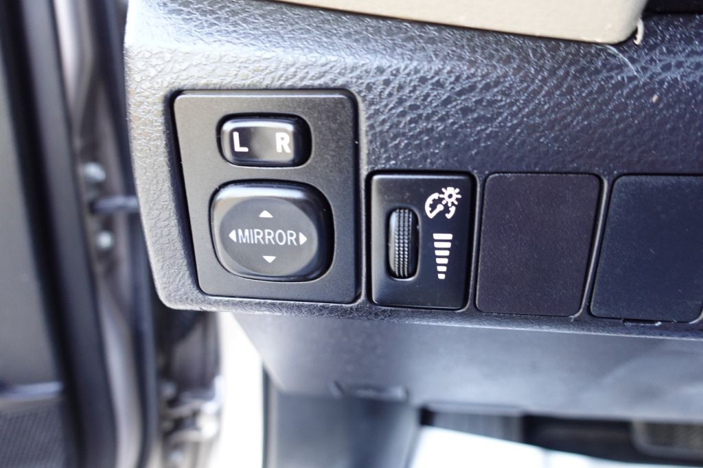 2016 Toyota Corolla Image 35