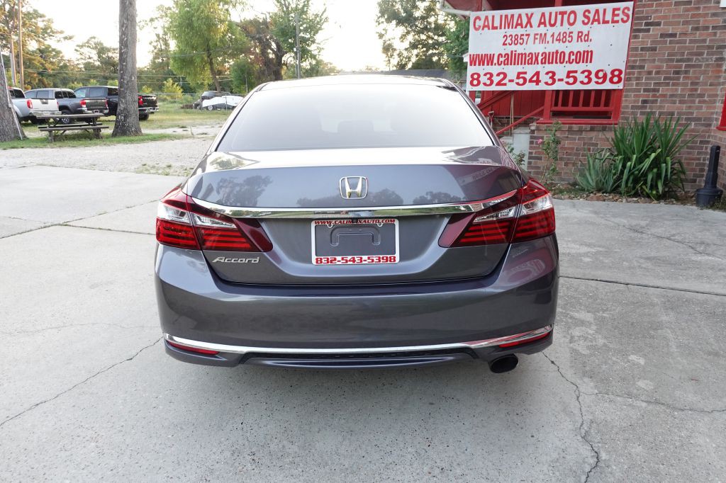 2016 Honda Accord Image 17