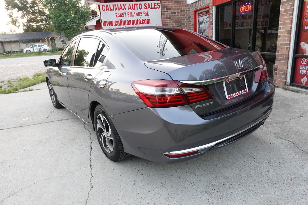 2016 Honda Accord Image 19
