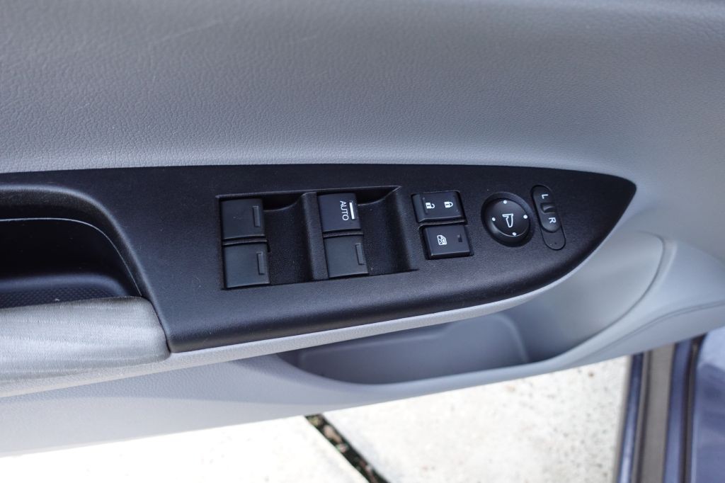 2016 Honda Accord Image 25