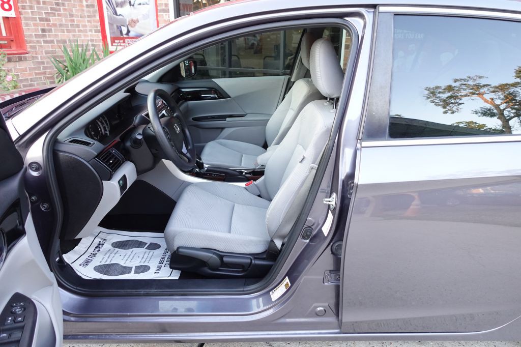 2016 Honda Accord Image 26