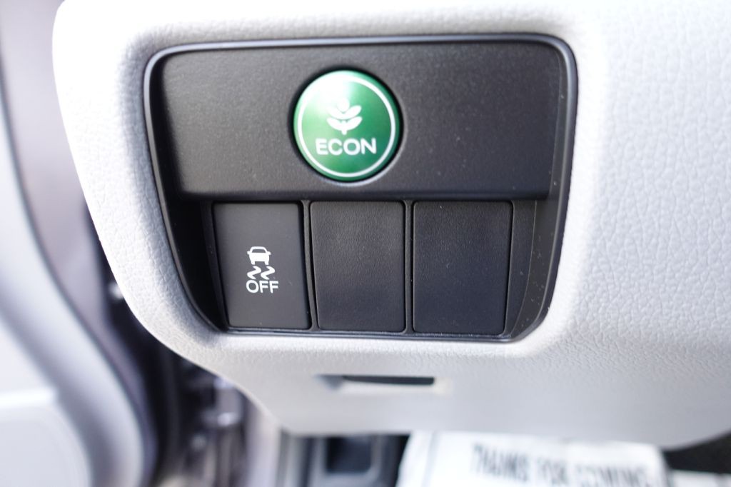 2016 Honda Accord Image 32