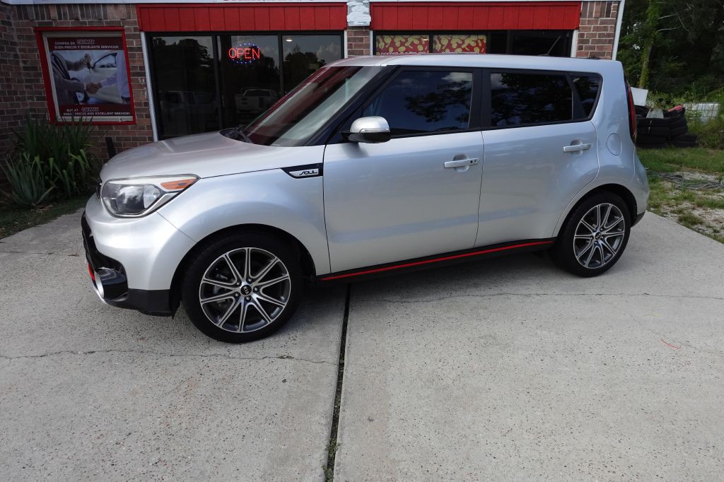 2018 Kia Soul Image 2