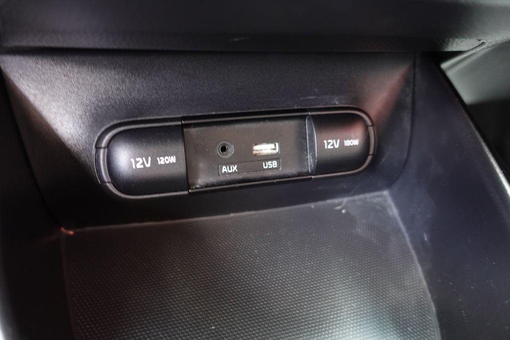 2018 Kia Soul Image 38